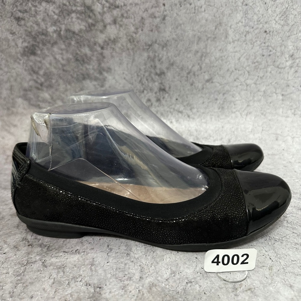 Clarks Neenah Garden Flats Women 7.5 Blk Textured Patent Cap Toe Ballerina Shoes